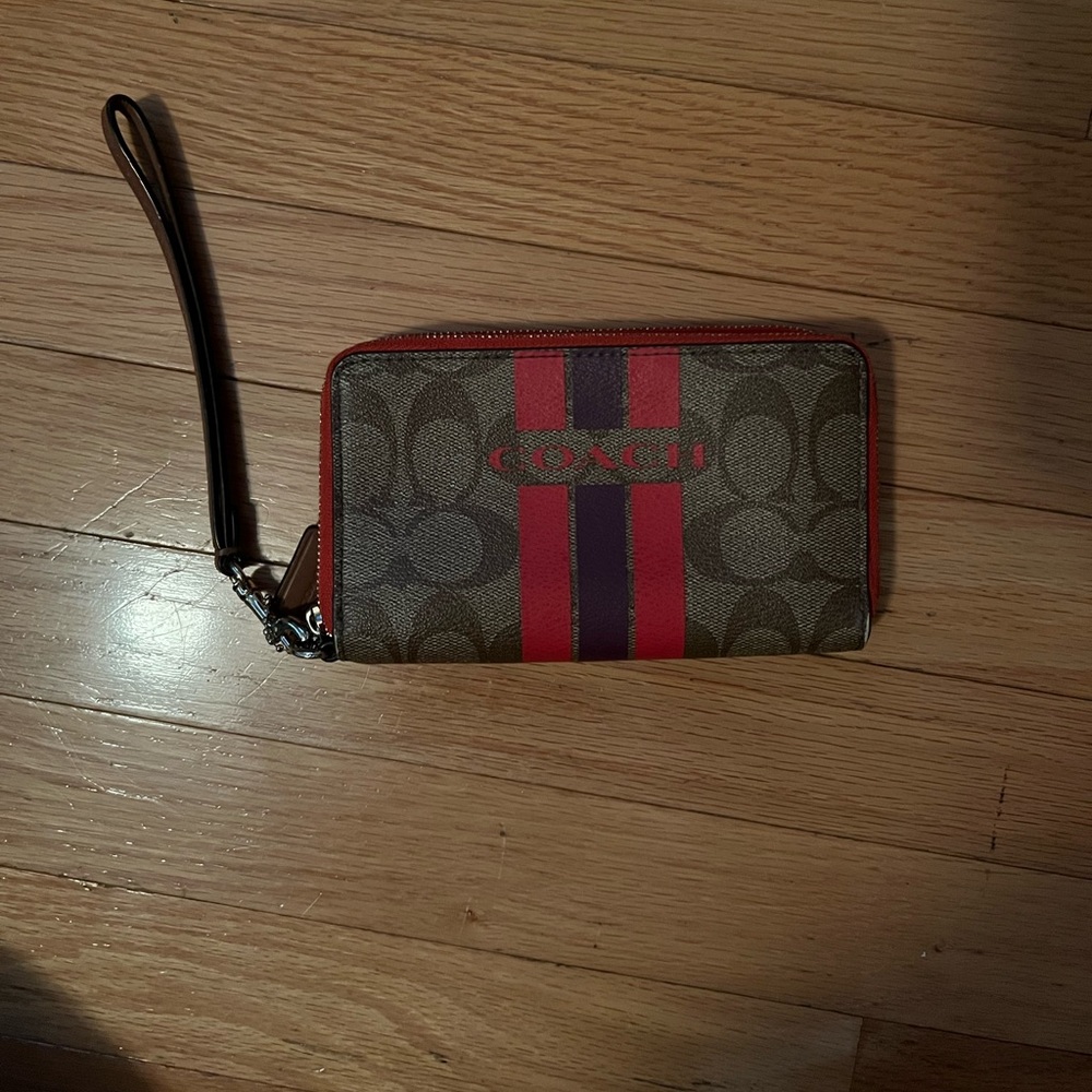 Coach wallet & wristlet